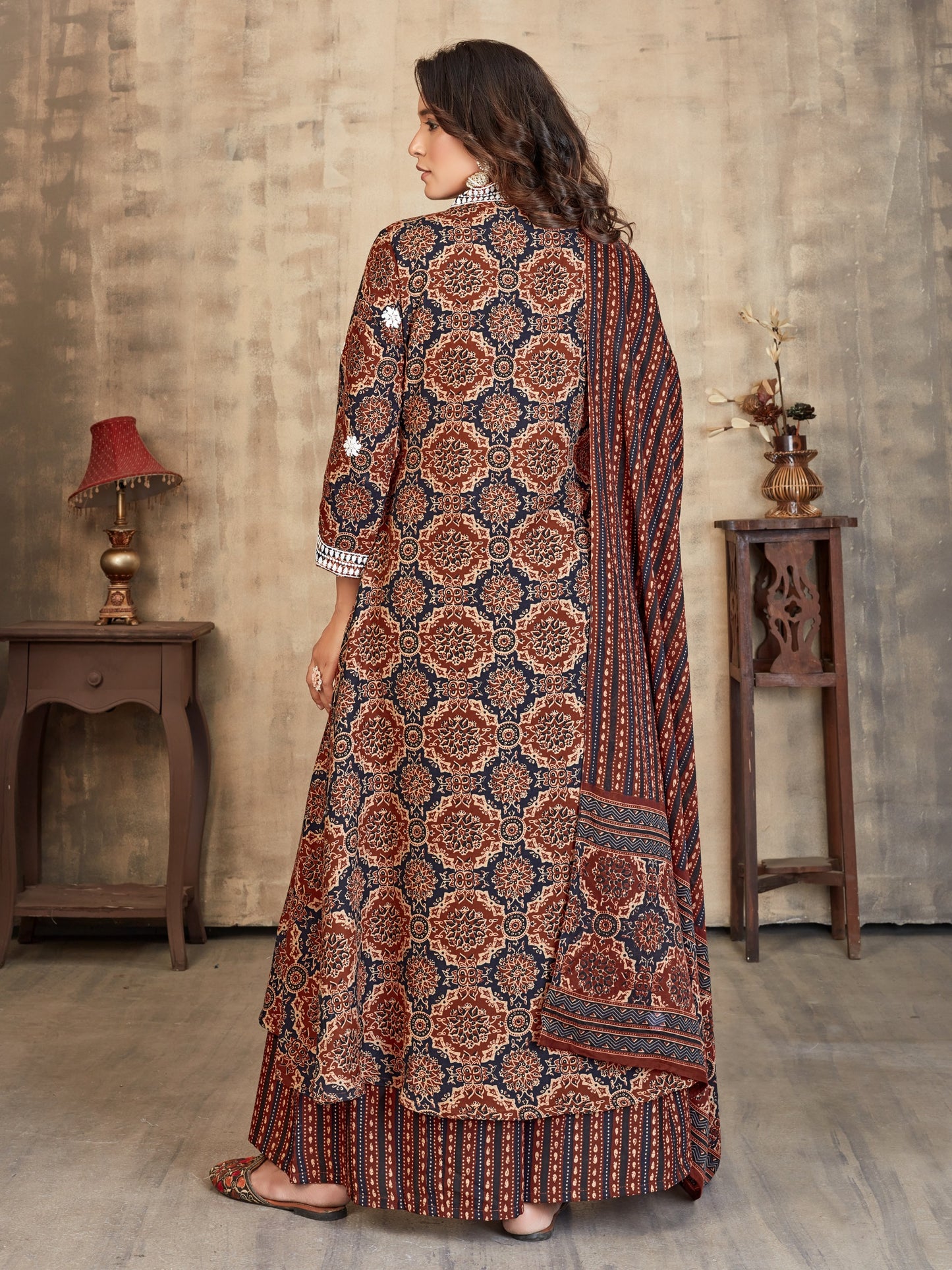 "Baraka Anarkali Kurta Set – Aiza Gown - Aiza Anarkali Kurta Set - Aliza Blure Anarkali Set