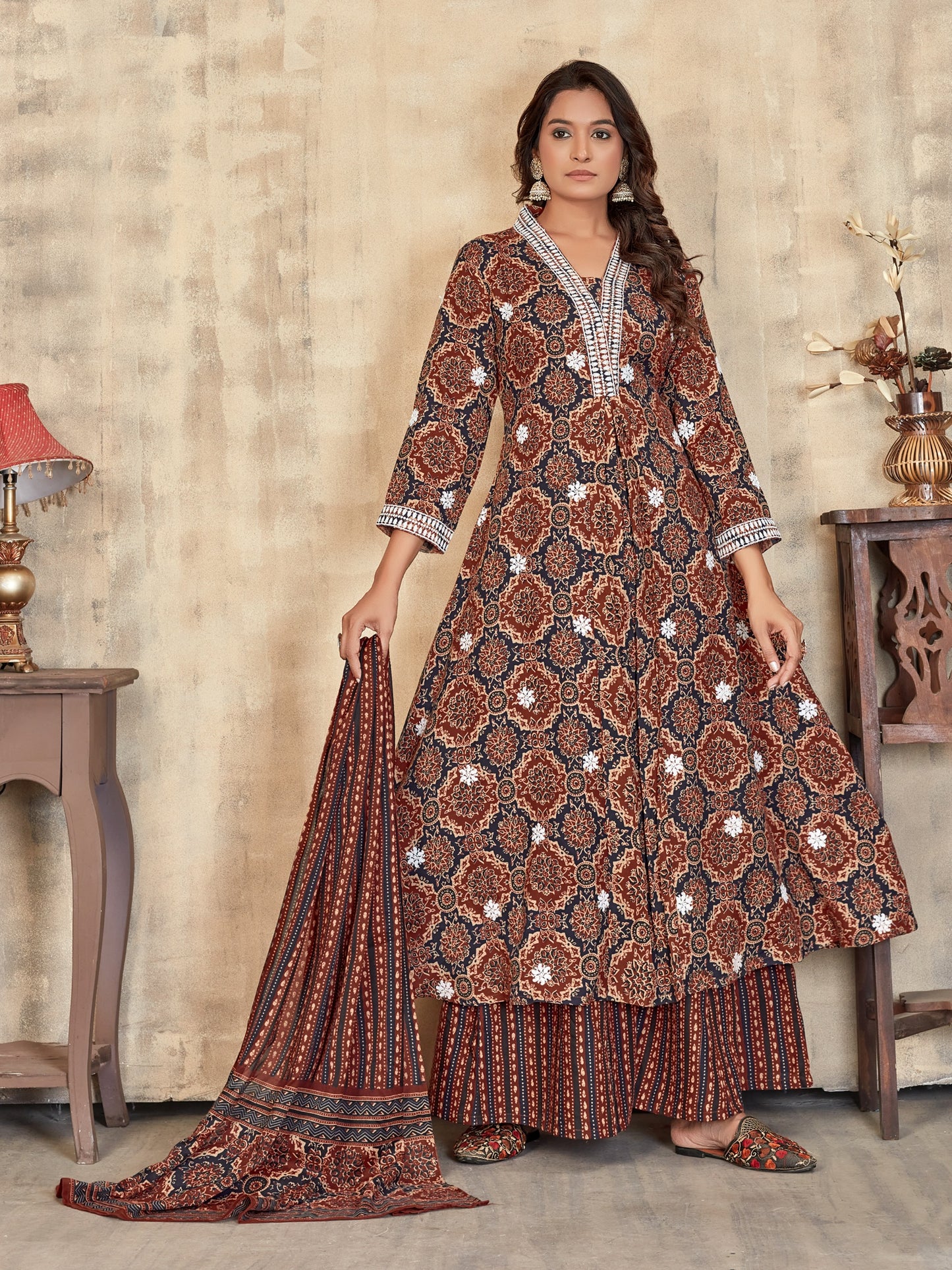 "Baraka Anarkali Kurta Set – Aiza Gown - Aiza Anarkali Kurta Set - Aliza Blure Anarkali Set
