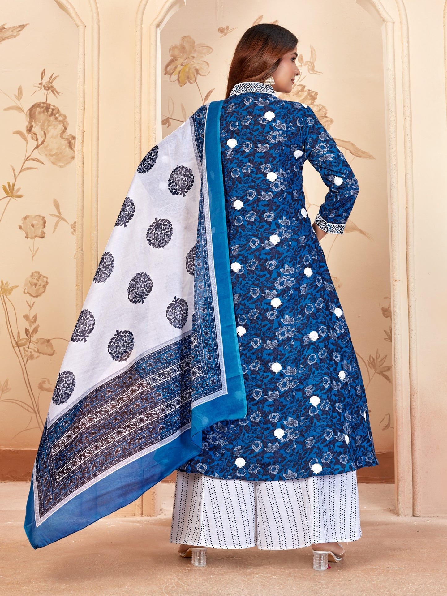 "Baraka Anarkali Kurta Set – Aliza Gown - Aliza Anarkali Kurta Set - Aliza Blure Anarkali Set